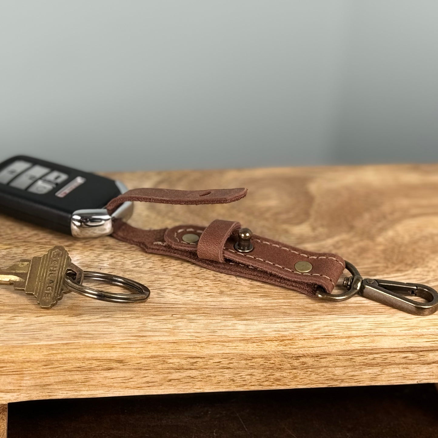 Explorer Key Fob - Small Throat