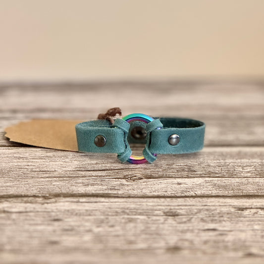 Turquoise with Iridescent Rainbow Loop - SMALL - HL8