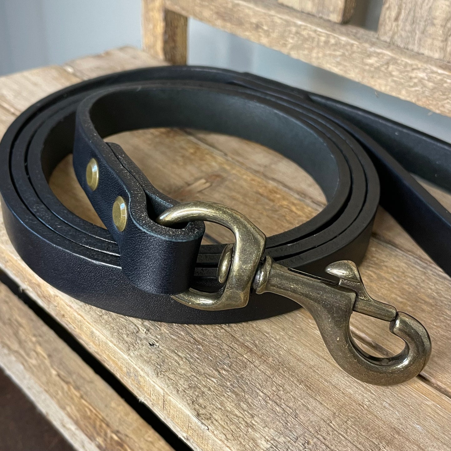 3/4" Extra Grip Leash - Medium Weight English Bridle